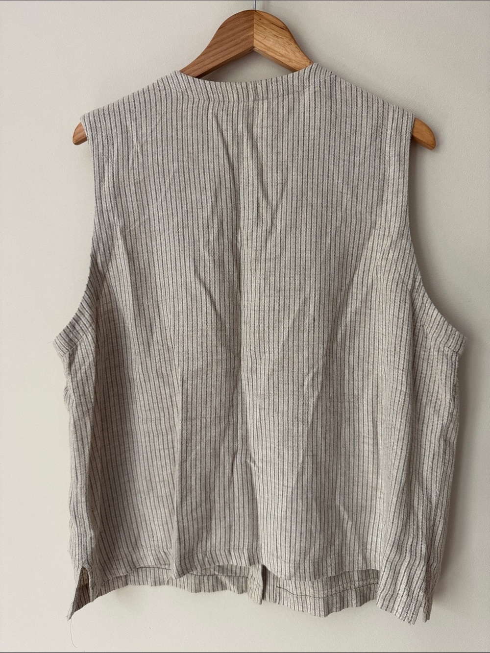 Eileen Fisher | Vintage Button Down Vest with Patch Pockets and Vertical Stripes - Picture 4 of 5